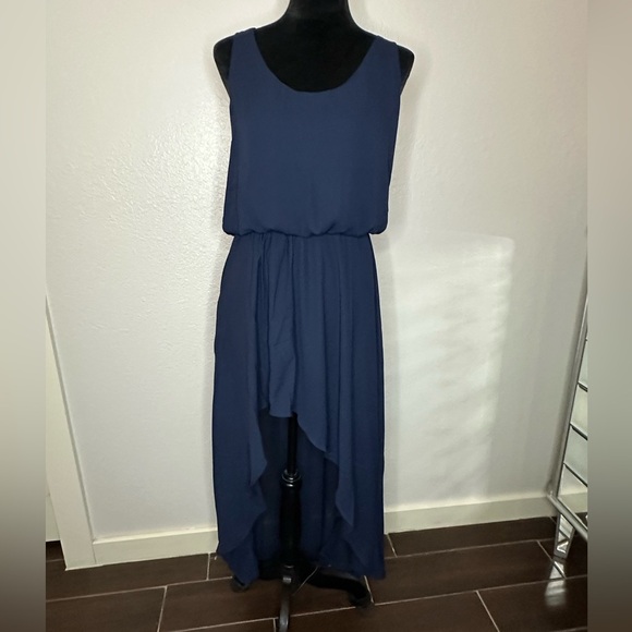 NWT Three Eighty Two Revilve high low dress- med - Picture 2 of 4